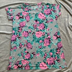Pretty floral dress/shirt.